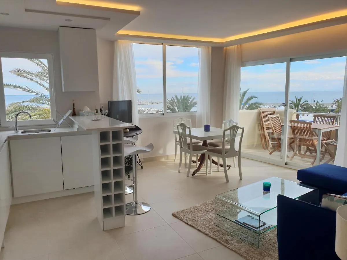 Fantastic Apartment In Front Of The Sea & Marina Estepona 0*,