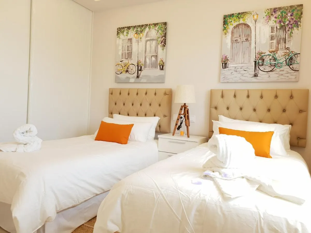 Fantastic Apartment In Front Of The Sea & Marina Estepona 0*,