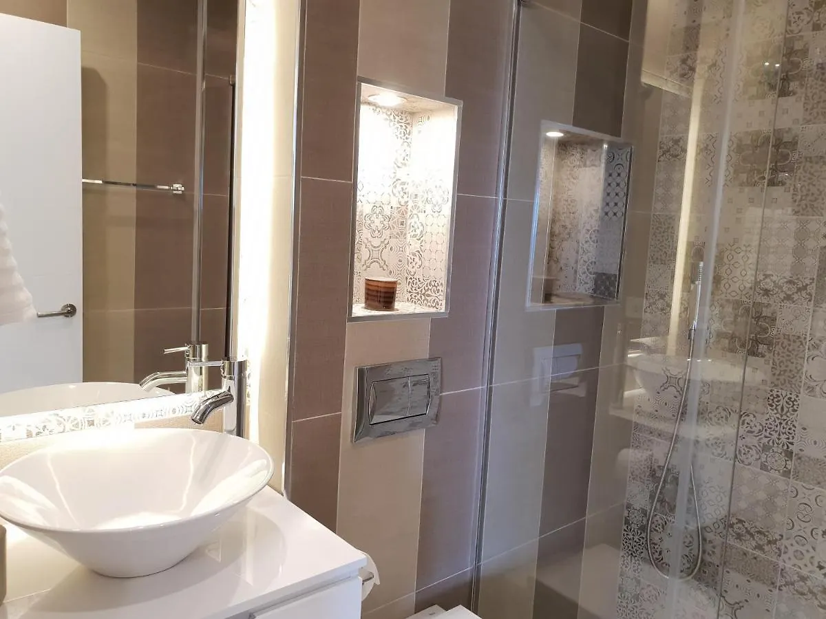 Fantastic Apartment In Front Of The Sea & Marina Estepona