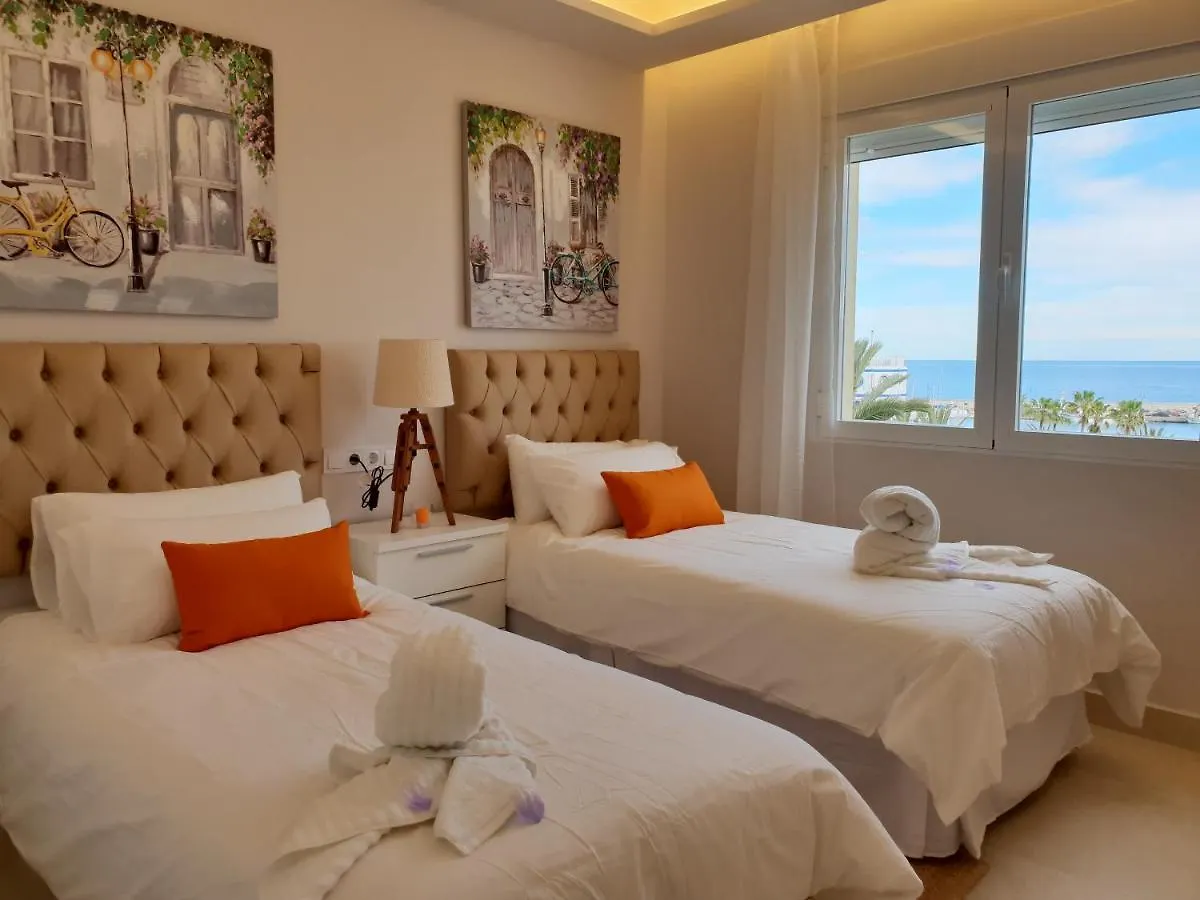 Fantastic Apartment In Front Of The Sea & Marina Estepona